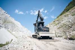 Erdarbeiten Scheeraeumung Wegsanierung Bagger Grabungen Erdbewegung Bagger Tirol Terfens Orgler Notruf Notdienst Unwetter Rohrbrüche Rohrbruch Erdbewegung Schwaz