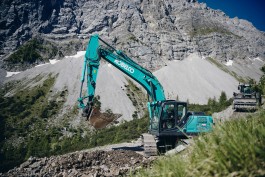 Erdarbeiten Scheeraeumung Wegsanierung Bagger Grabungen Erdbewegung Bagger Tirol Terfens Orgler Notruf Notdienst Unwetter Rohrbrüche Rohrbruch Erdbewegung Schwaz