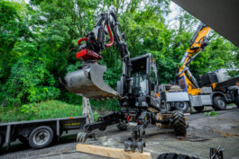 Erdarbeiten Scheeraeumung Wegsanierung Bagger Grabungen Erdbewegung Bagger Tirol Terfens Orgler Notruf Notdienst Unwetter Rohrbrüche Rohrbruch Erdbewegung Schwaz