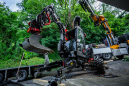 Erdarbeiten Scheeraeumung Wegsanierung Bagger Grabungen Erdbewegung Bagger Tirol Terfens Orgler Notruf Notdienst Unwetter Rohrbrüche Rohrbruch Erdbewegung Schwaz